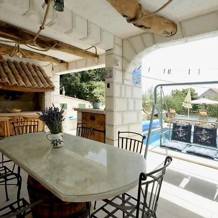 Luxury With Pool, Jacuzzi, Sauna And Gym Villa Trogir