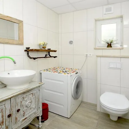 Вилла Luxury With Pool, Jacuzzi, Sauna And Gym Трогир