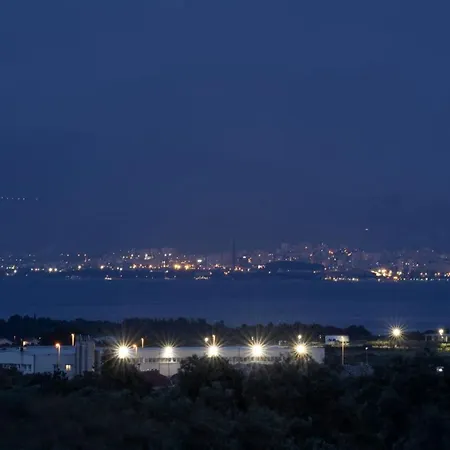 Luxury With Pool, Jacuzzi, Sauna And Gym Villa Trogir