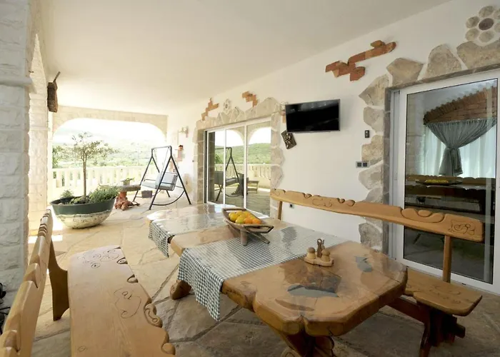 Luxury With Pool, Jacuzzi, Sauna And Gym Trogir