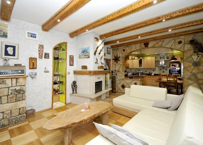 Luxury With Pool, Jacuzzi, Sauna And Gym Вилла