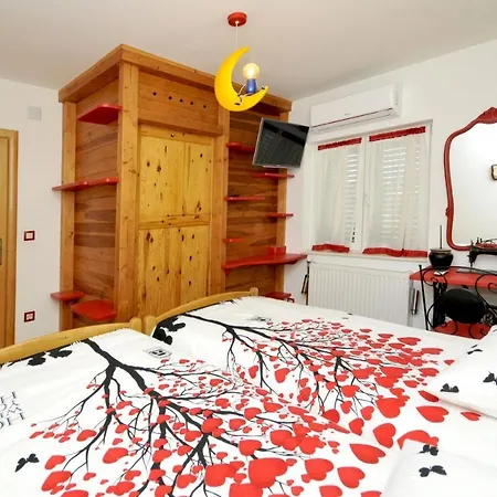 Villa Luxury With Pool, Jacuzzi, Sauna And Gym *