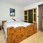 Luxury With Pool, Jacuzzi, Sauna And Gym Trogir
