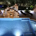 Villa Luxury With Pool, Jacuzzi, Sauna And Gym Trogir