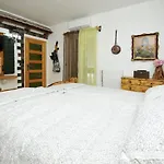 Villa Luxury With Pool, Jacuzzi, Sauna And Gym