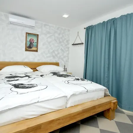 Βίλα Luxury With Pool, Jacuzzi, Sauna And Gym