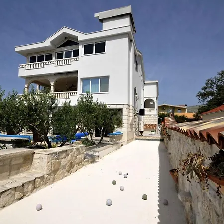 Villa Luxury With Pool, Jacuzzi, Sauna And Gym Trogir