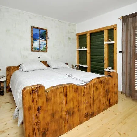 Luxury With Pool, Jacuzzi, Sauna And Gym Τρογκίρ