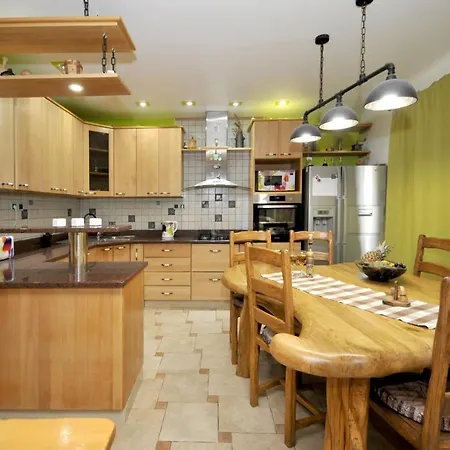 Βίλα Luxury With Pool, Jacuzzi, Sauna And Gym