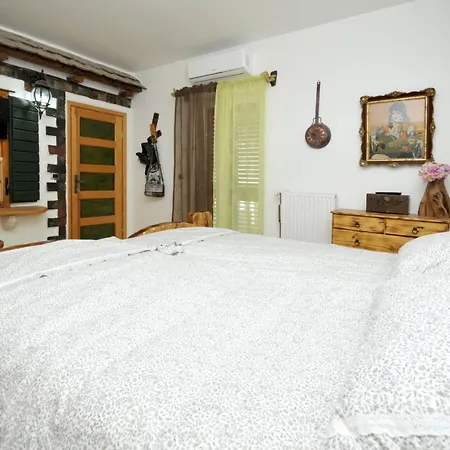 Βίλα Luxury With Pool, Jacuzzi, Sauna And Gym
